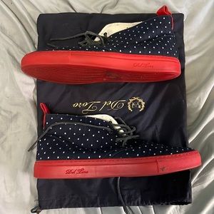 Del Toro Navy w/ white polka dot Chukkas